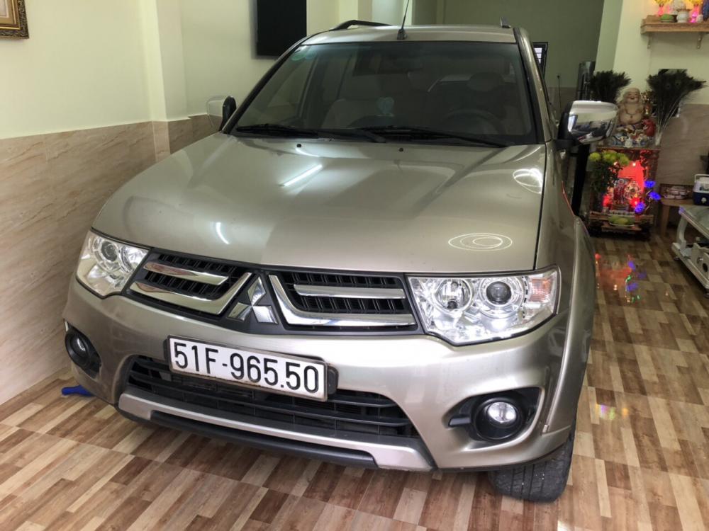 Mitsubishi Pajero Sport 2016 - Cần bán xe Mitsubishi Pajero Sport 2.5 2016, còn thương lượng cho ae thiện chí, có hỗ trợ trả góp