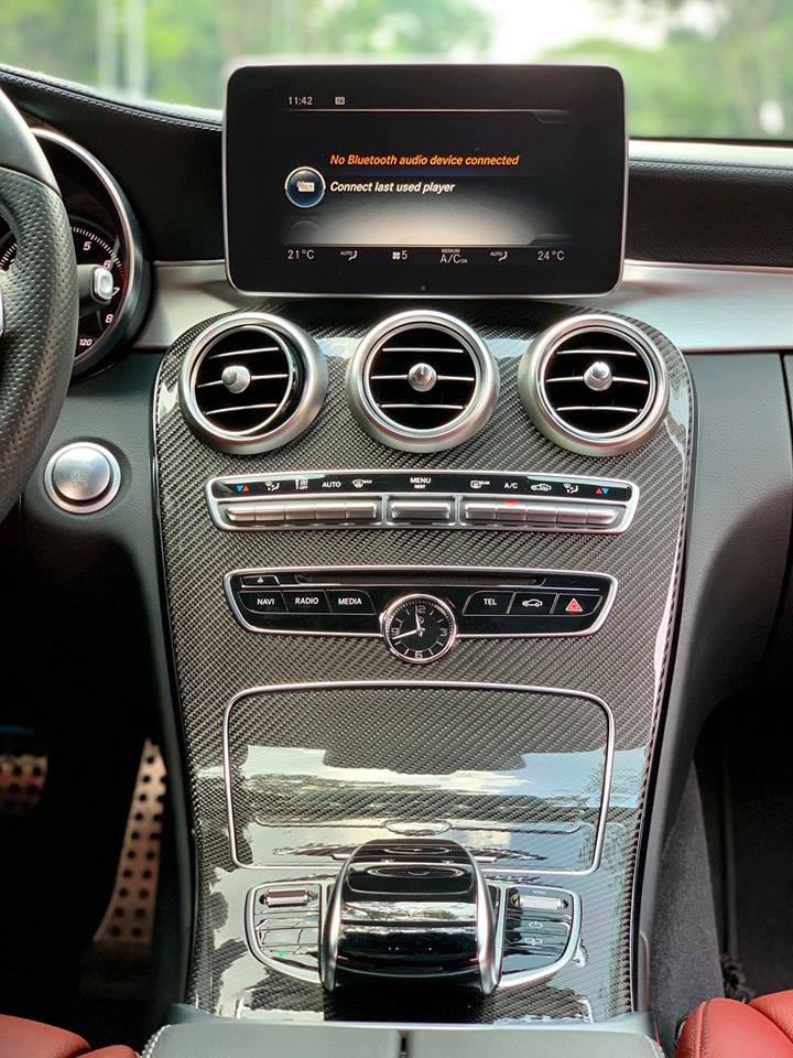Mercedes-Benz C class C300  2018 - Bán xe Mercedes C300 sản xuất 2018, màu đen