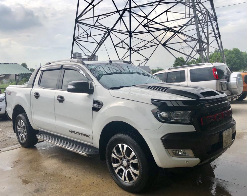 Ford Ranger 2016 - Bán xe Ford Ranger Wildtrak 3.2L 4x4 AT 2016, xe đẹp