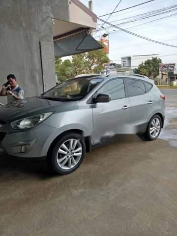 Hyundai Santa Fe 2010 - Bán Hyundai Santa Fe đời 2010, màu bạc, nhập khẩu, giá 540tr