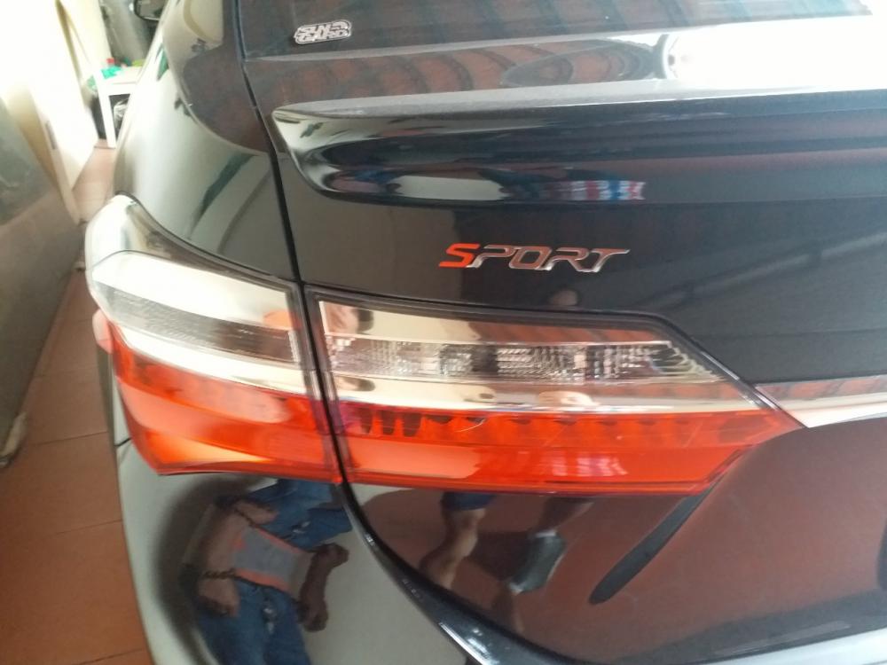 Toyota Corolla altis 2.0 V Sport 2018 - Bán Toyota Toyota Altis 2.0V Sport màu đen, sản xuất 11/2018, biển Hà Nội