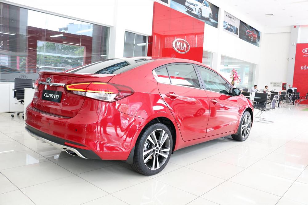 Kia Cerato  1.6 AT 2018 - Bán Kia Cerato 1.6 AT 2018, xe dành cho mọi nhà, hỗ trợ vay NH 80%