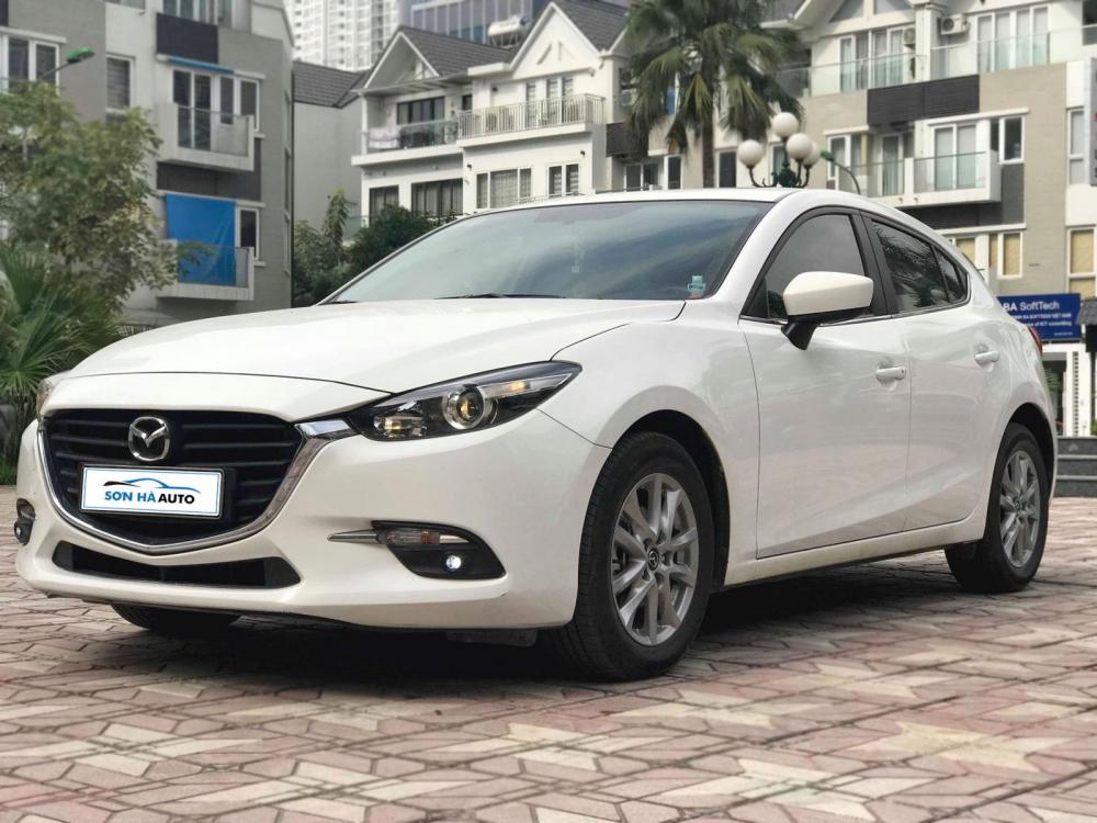 Mazda 3 1.5AT 2017 - Cần bán Mazda 3 HB - FL sx 2017, màu trắng