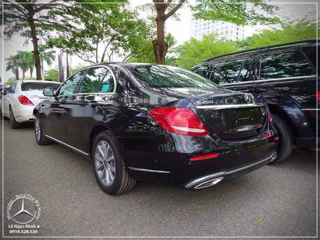 Mercedes-Benz E class E200 2018 - Bán ô tô Mercedes E200 sản xuất năm 2018, màu đen, xe nhập