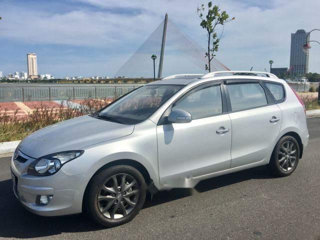 Hyundai i30 1.6AT 2010 - Bán Hyundai i30 1.6AT năm 2010, màu bạc, nhập khẩu Hàn Quốc, giá tốt