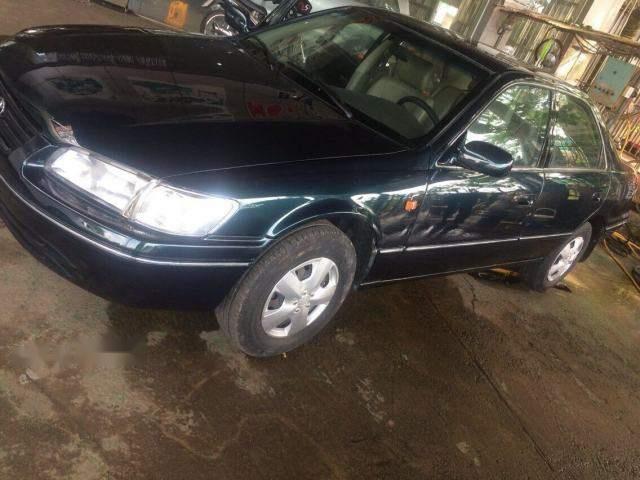 Toyota Camry  MT 1999 - Bán Toyota Camry 1999, xanh dương, xe gia đình, bao đẹp