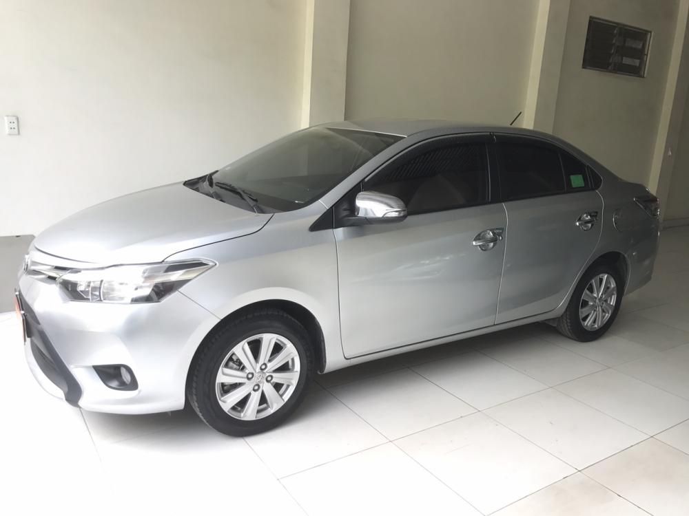 Toyota Vios 1.5E 2015 - Cần bán Toyota Vios 1.5E năm 2015, màu bạc