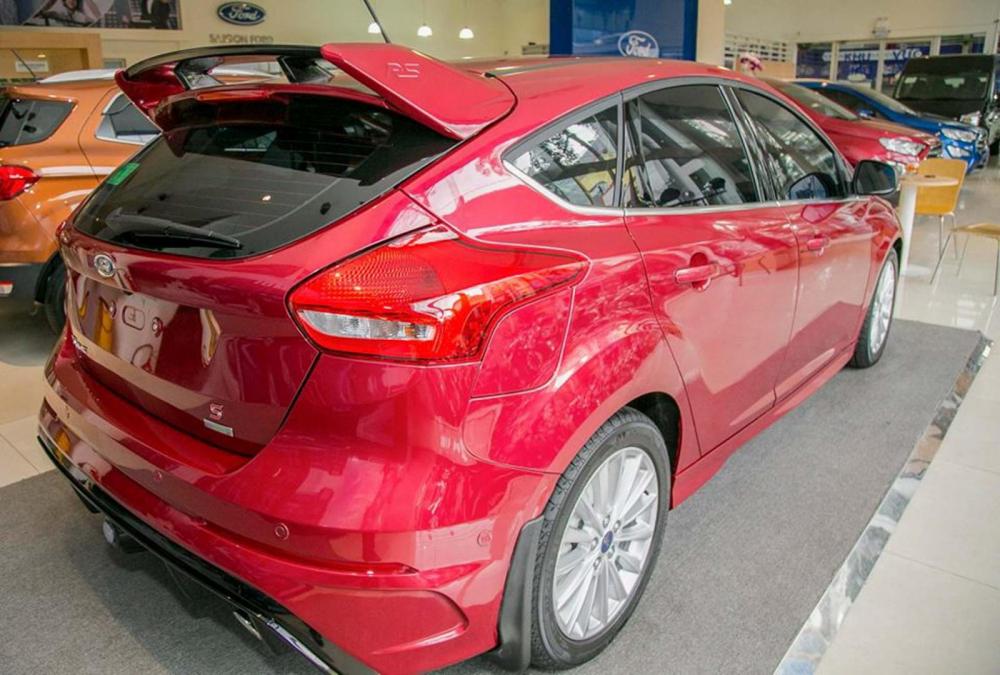 Ford Focus 2018 - Bán Ford Focus 2018 - CTKM cực hot mùa cuối năm