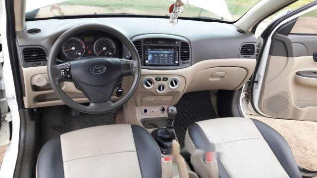 Hyundai Verna 1.4MT 2008 - Cần bán gấp Hyundai Verna 1.4MT đời 2008, màu trắng chính chủ giá cạnh tranh