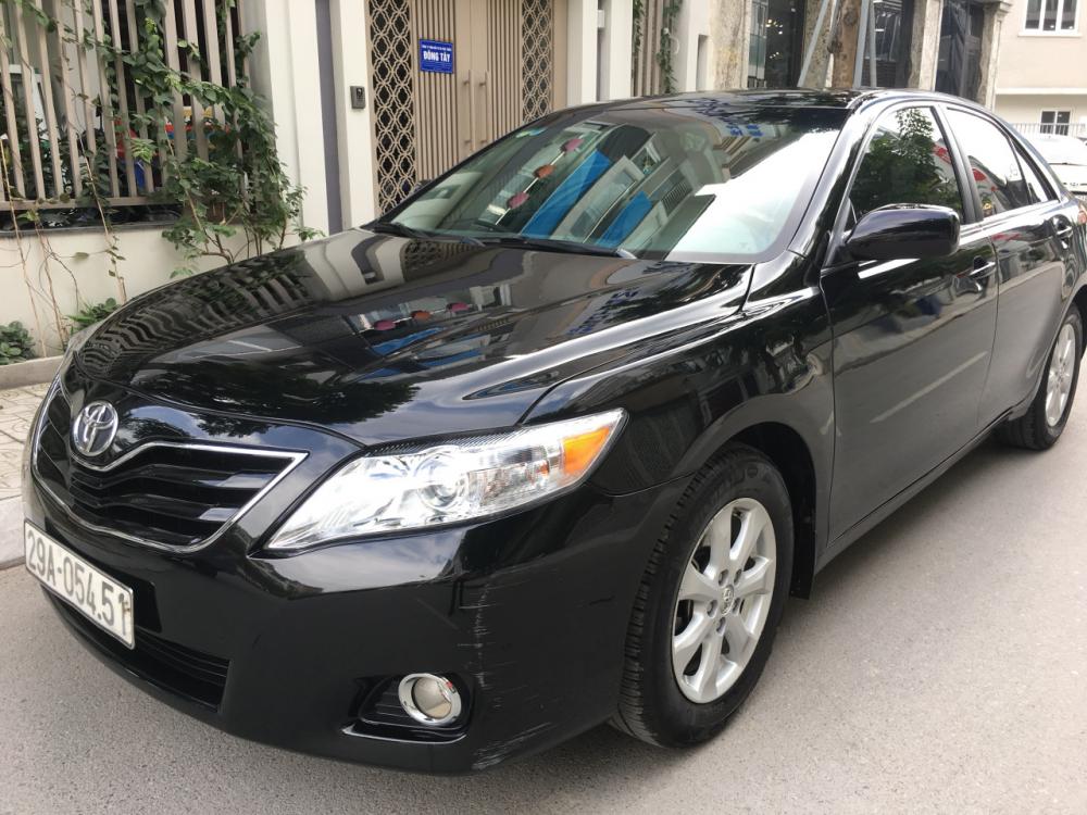 Toyota Camry LE 2.5 2010 - Bán xe Toyota Camry LE đời 2010, màu đen, xe nhập 