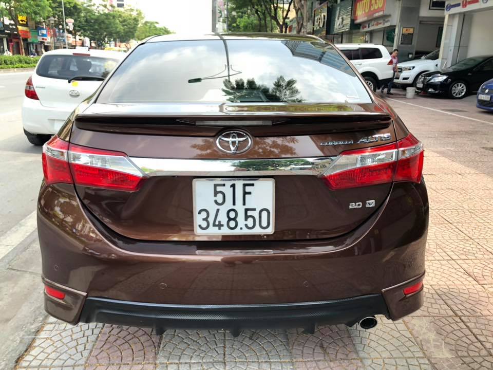 Toyota Corolla altis 2.0V 2015 - Bán xe Toyota Corolla altis 2.0V 2015, màu nâu