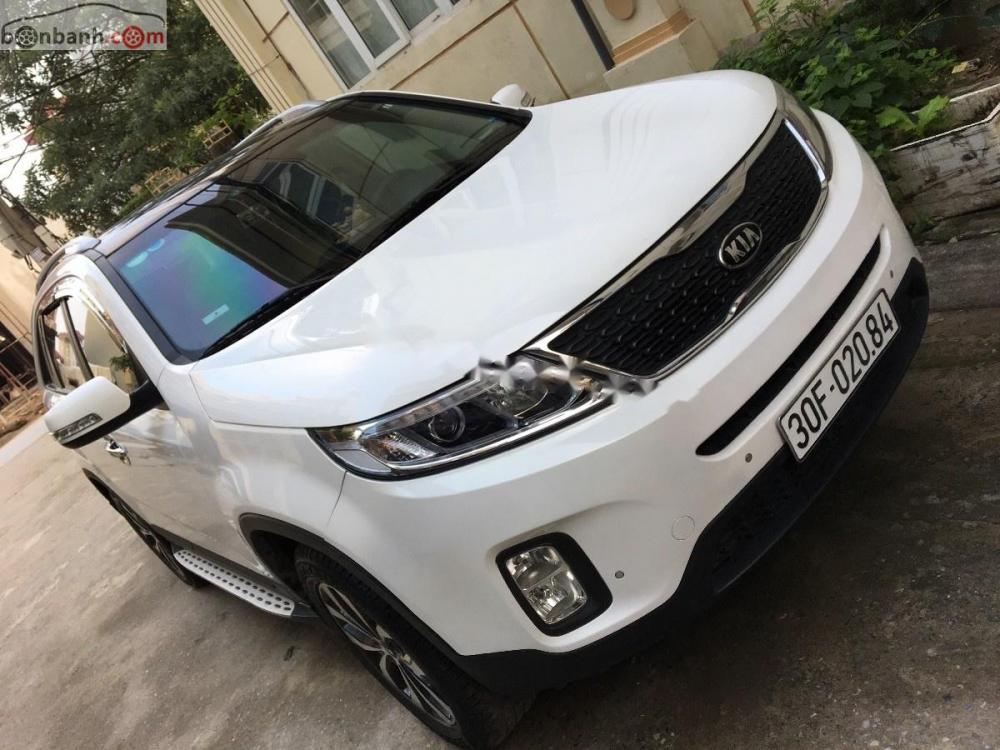 Kia Sorento 2016 - Bán ô tô Kia Sorento năm sản xuất 2016, màu trắng chính chủ