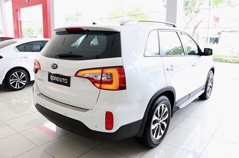 Kia Sorento GAT 2018 - Bán Kia Sorento giá tốt nhất, giảm giá tiền mặt, LH 0988.089.750