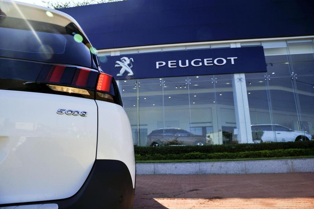 Peugeot 3008 All New 2018 - Đồng Nai - Peugeot 3008 2018 màu trắng, tặng 1 năm BHVC, hỗ trợ ngân hàng, giao xe tận nhà