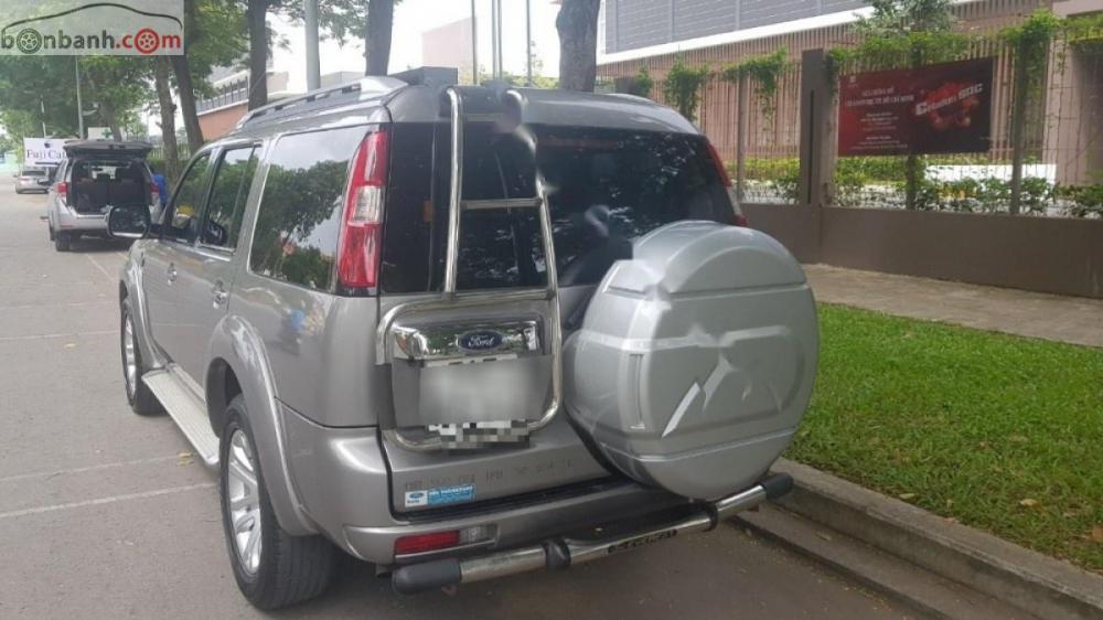 Ford Everest 2.5L 4x2 MT 2014 - Bán Ford Everest 2.5L 4x2 MT 2014, màu xám chính chủ