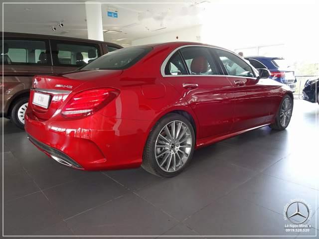 Mercedes-Benz C class C300 AMG 2018 - Bán Mercedes C300 AMG đời 2018, màu đỏ, xe nhập