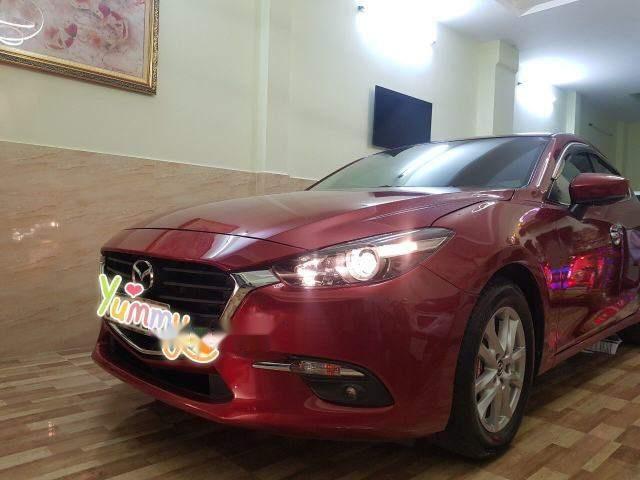 Mazda 3 Facelift 2017 - Bán Mazda 3 Facelift 2017, màu đỏ, giá chỉ 668 triệu