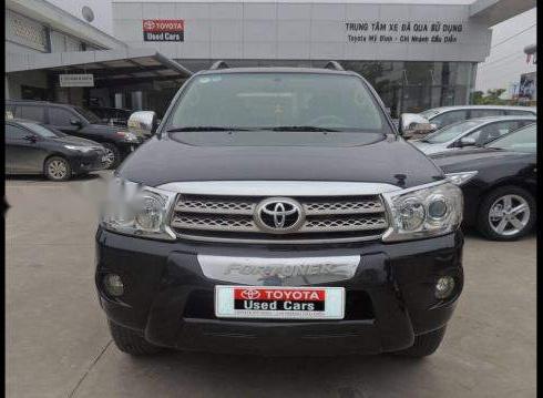 Toyota Fortuner   G  MT 2011 - Cần bán Toyota Fortuner G MT đời 2011, tư nhân chính chủ, giấy tờ đầy đủ, nội ngoại thất đẹp long lanh như mới