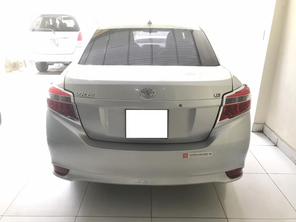 Toyota Vios 1.5E 2015 - Cần bán Toyota Vios 1.5E năm 2015, màu bạc