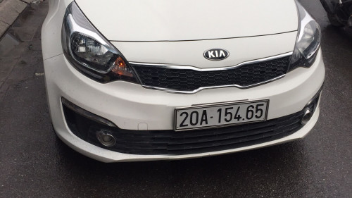 Kia Rio  AT  2015 - Cần bán gấp Kia Rio AT sản xuất 2015, màu trắng như mới