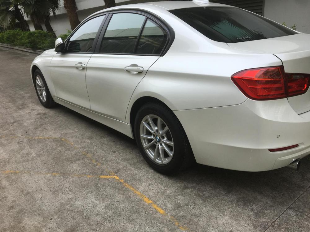 BMW 3 Series 320 2013 - Bán BMW 320 sx 2013, màu trắng