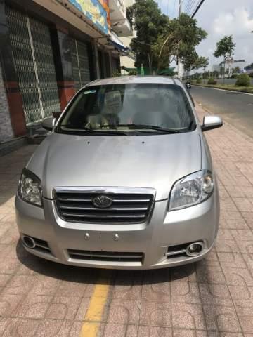 Daewoo Gentra   2011 - Cần bán xe Daewoo Gentra 2011, màu bạc xe gia đình