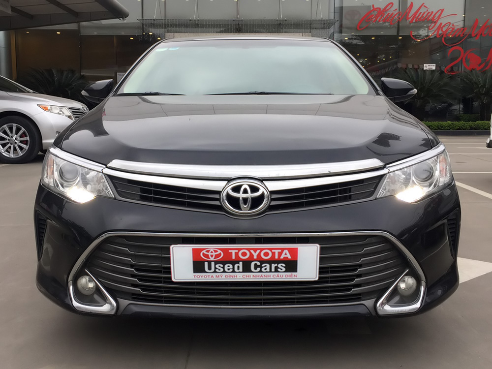 Toyota Camry 2.0E 2015 - 270 triệu có ngay Toyota Camry 2.0E năm 2015, màu đen 