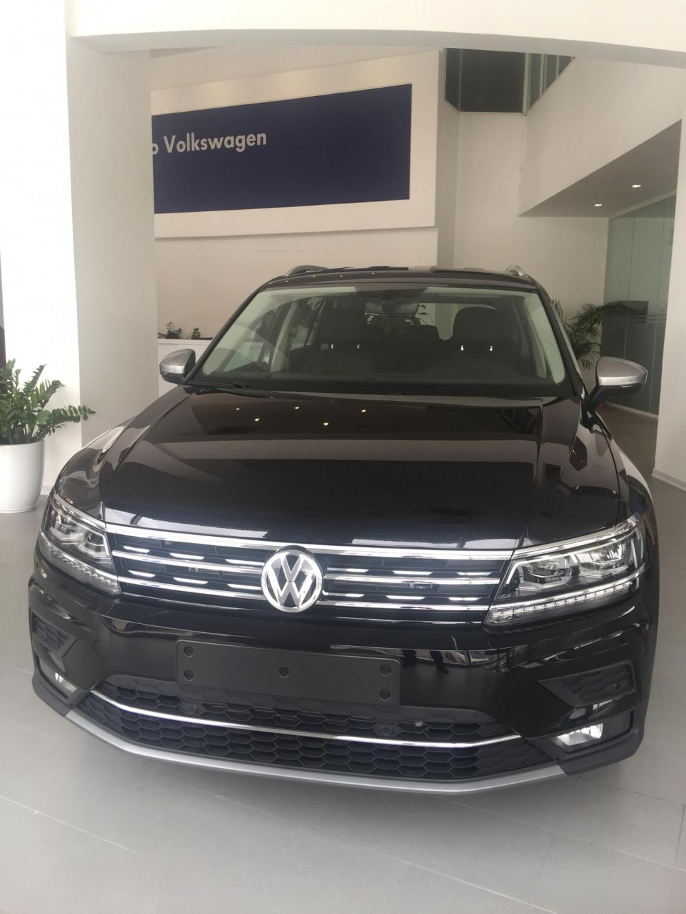 Volkswagen Tiguan Allsapce 2018 - Bán Tiguan Allspace nhập khẩu nguyên chiếc của Đức