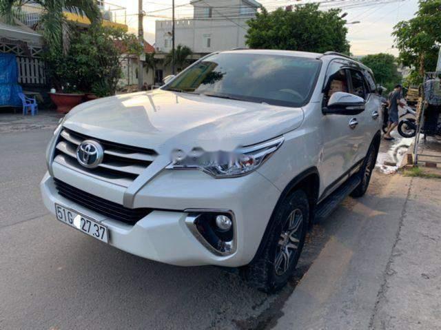 Toyota Fortuner 2.5MT 2017 - Cần bán lại xe Toyota Fortuner 2.5MT năm 2017, màu trắng, nhập khẩu