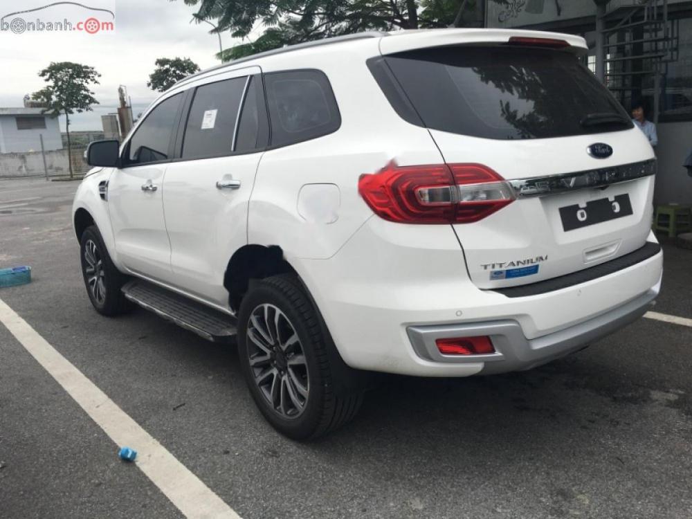 Ford Everest Titanium 2.0L 4x4 AT 2018 - Cần bán Ford Everest Titanium 2.0L 4x4 AT đời 2018, màu trắng, nhập khẩu