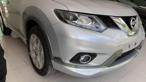 Nissan X trail  2.0 AT  2018 - Bán Nissan X trail 2.0 AT đời 2018, xe mới 100%