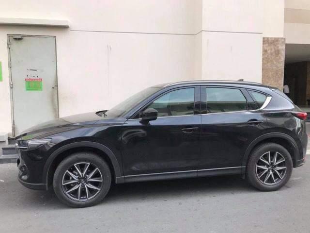 Mazda CX 5 2.0 2018 - Cần bán gấp Mazda CX 5 2.0 sản xuất năm 2018, màu đen