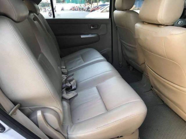 Toyota Fortuner   G  2010 - Bán lại xe Toyota Fortuner G đời 2010, màu bạc, chính chủ