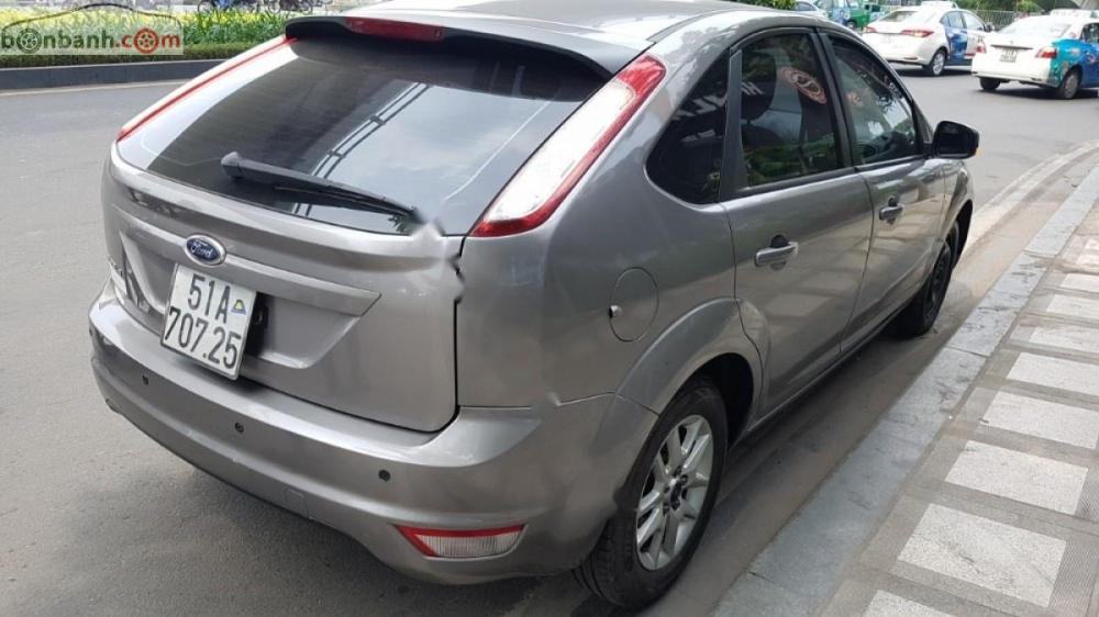 Ford Focus 2010 - Bán Ford Focus đời 2010, màu xám, 345tr