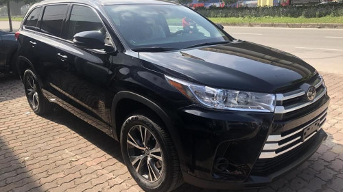 Toyota Highlander 2018 - Bán Toyota Highlander đời 2018, xe mới 100%