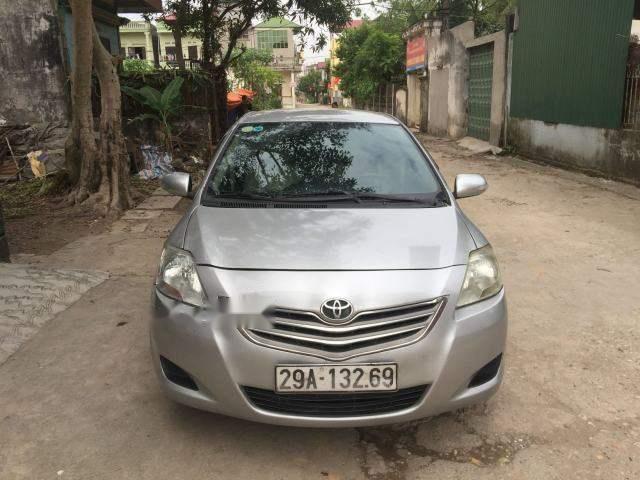 Toyota Vios   2011 - Cần bán gấp Toyota Vios năm sản xuất 2011, màu bạc giá cạnh tranh