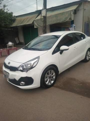 Kia Rio  1.4  2015 - Bán xe cũ Kia Rio 1.4 năm sản xuất 2015, màu trắng, nhập khẩu nguyên chiếc như mới, 450 triệu