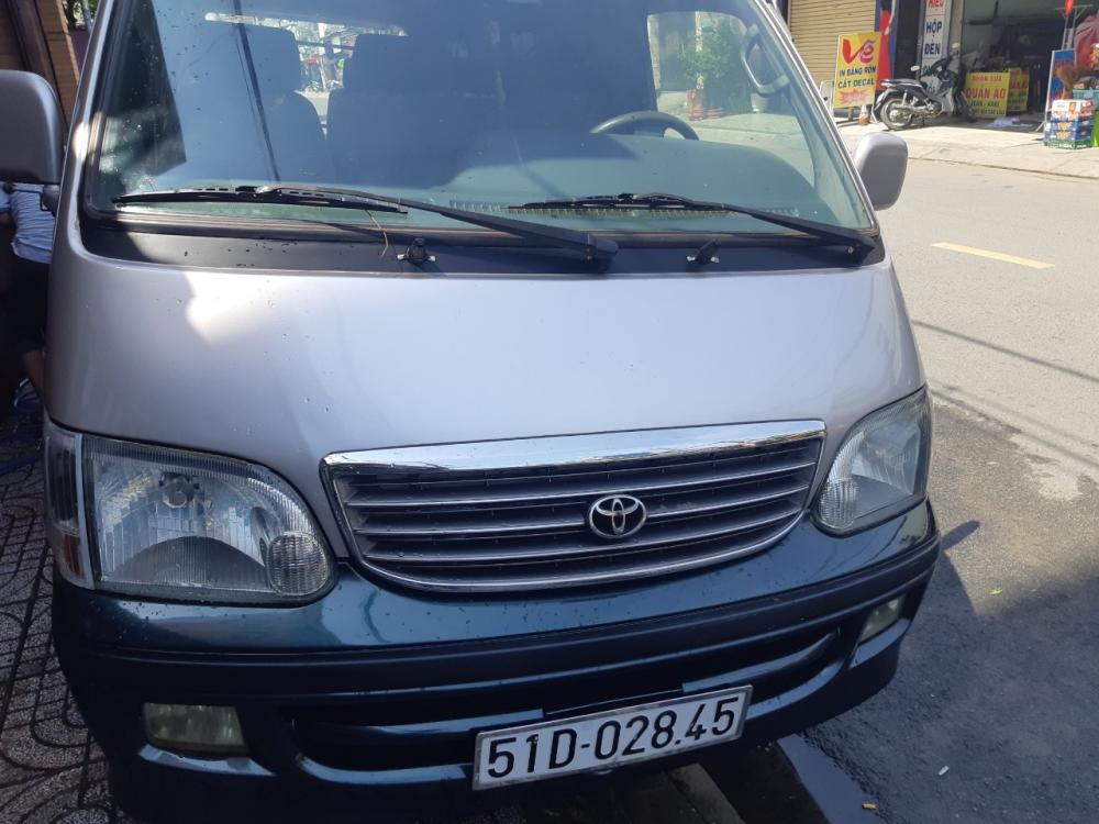 Toyota Hiace 2001 - Cần bán xe Toyota Hiace bán tải 6 chỗ 800kg đời 2001, không bị cấm giờ trong nội đô TP