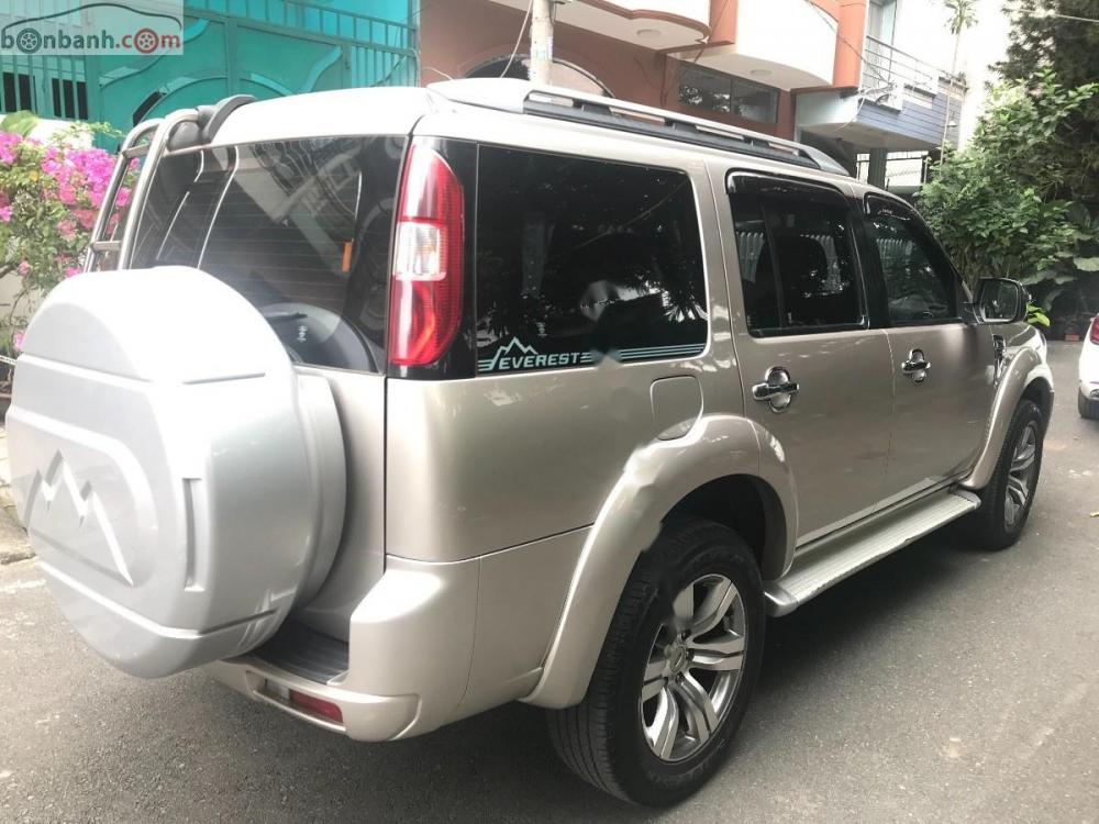 Ford Everest 2.5L 4x2 AT 2011 - Bán ô tô Ford Everest 2.5L 4x2 AT sản xuất năm 2011, 539 triệu