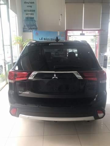 Mitsubishi Outlander 2.4L Mivec 2018 - Bán xe Mitsubishi Outlander 2.4L Mivec năm 2018