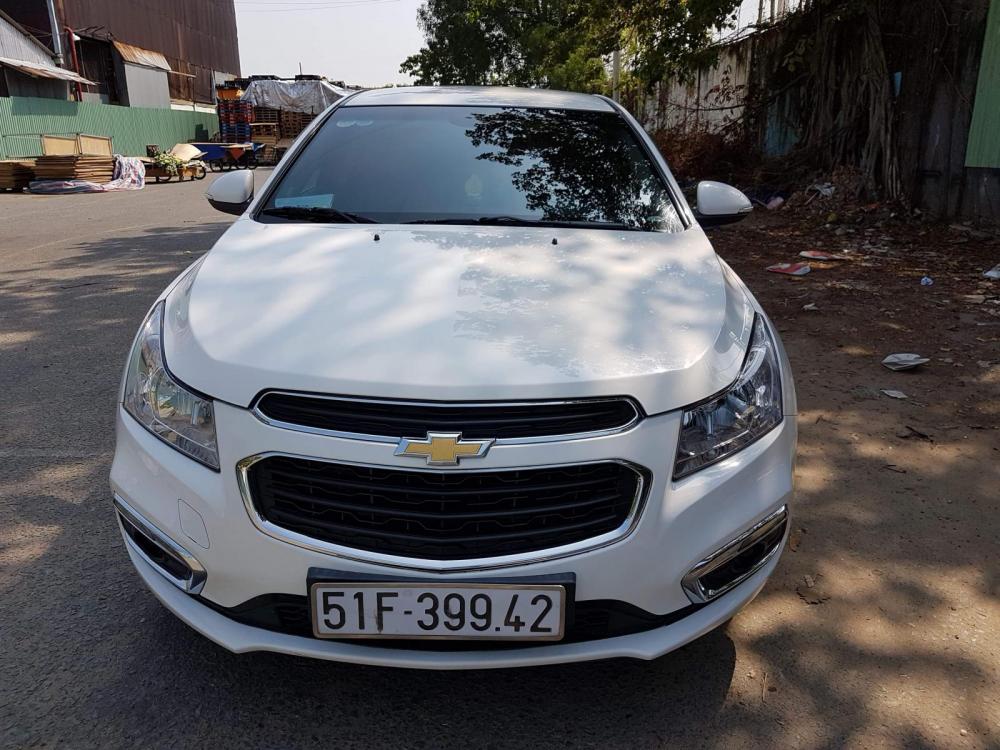 Chevrolet Cruze 2016 - Bán Chevrolet Cruze đời 2016, màu trắng, giá 400tr