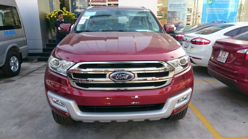 Ford Everest 2018 - Cần bán Ford Everest năm 2018, mua xe nhận ngay ưu đãi - LH: 0935.389.404 Hoàng Ford Đà Nẵng