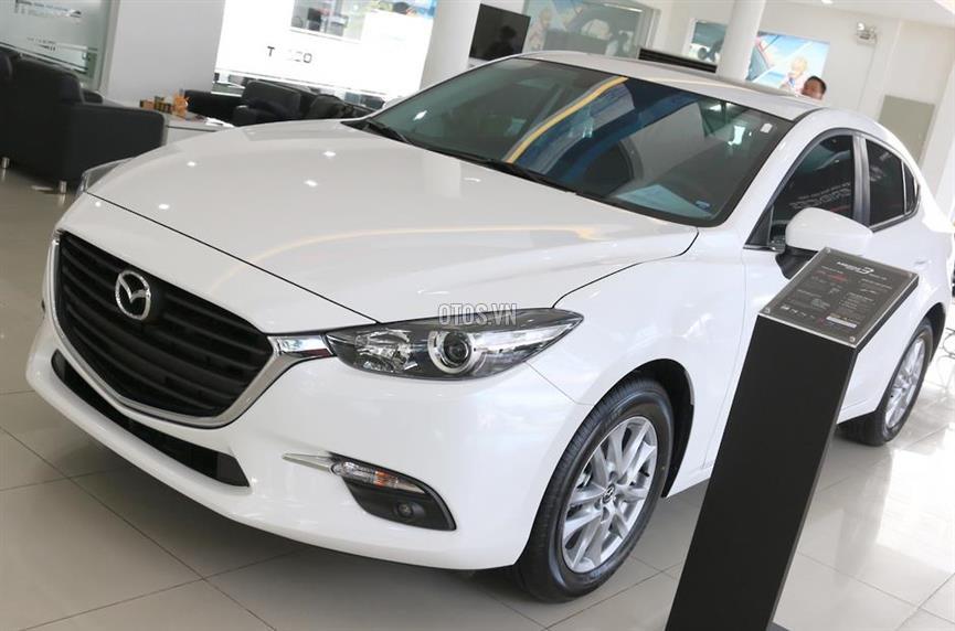 Mazda 3 1.5 SD 2018 - Bán xe Mazda 3 1.5 mới 100% màu trắng, có sẵn xe chỉ cần đưa trước 190tr là có xe tại Phạm Văn Đồng-LH 0345315602