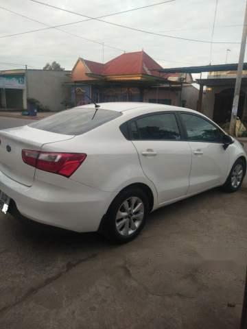 Kia Rio  1.4  2015 - Bán xe cũ Kia Rio 1.4 năm sản xuất 2015, màu trắng, nhập khẩu nguyên chiếc như mới, 450 triệu