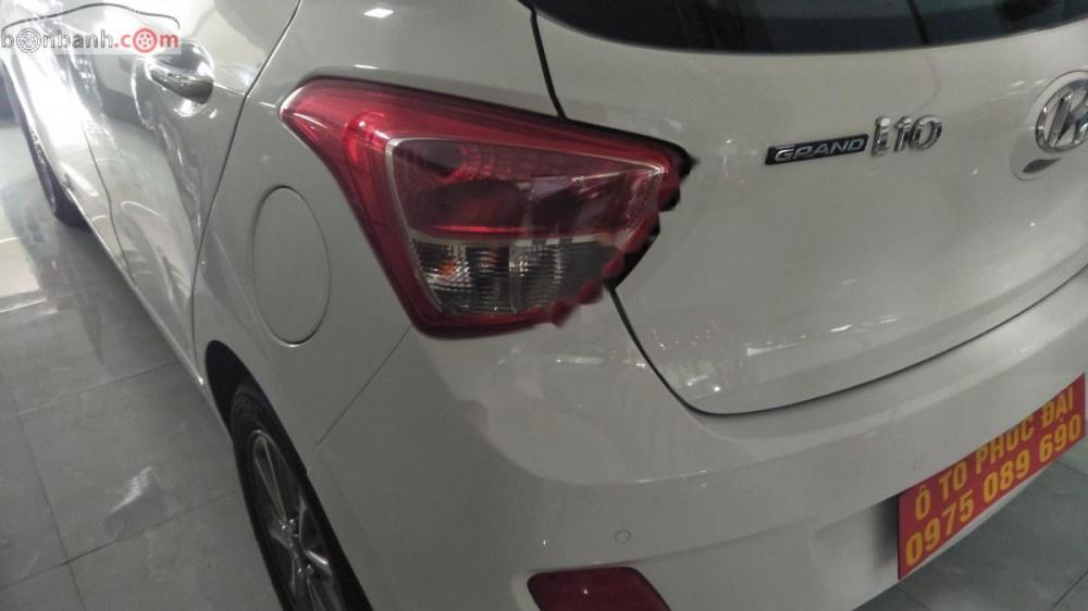 Hyundai Grand i10 1.0 MT 2015 - Bán Hyundai Grand i10 1.0 MT năm sản xuất 2015, màu trắng, xe nhập chính chủ
