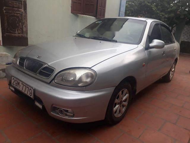 Daewoo Lanos   2001 - Cần bán gấp Daewoo Lanos đời 2001, màu bạc, giá 75tr