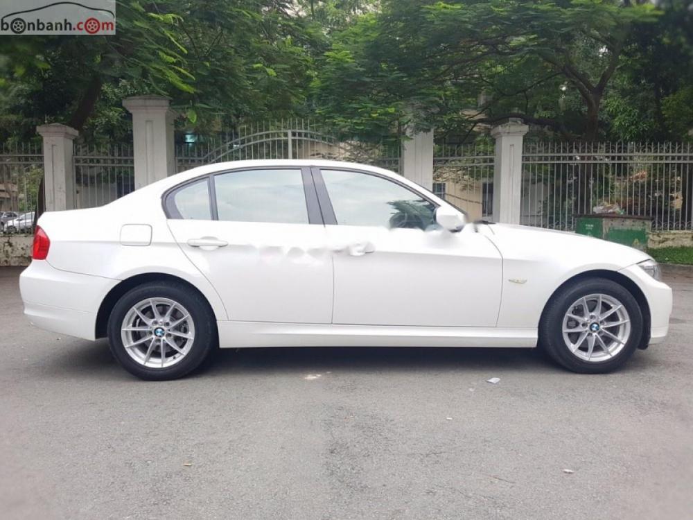 BMW 3 Series 325i Iedition 2012 - Cần bán lại xe BMW 3 Series 325i Iedition sản xuất 2012, màu trắng, nhập khẩu nguyên chiếc  