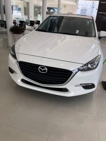 Mazda 3   2018 - Bán ô tô Mazda 3 sản xuất 2018, màu trắng, giá tốt