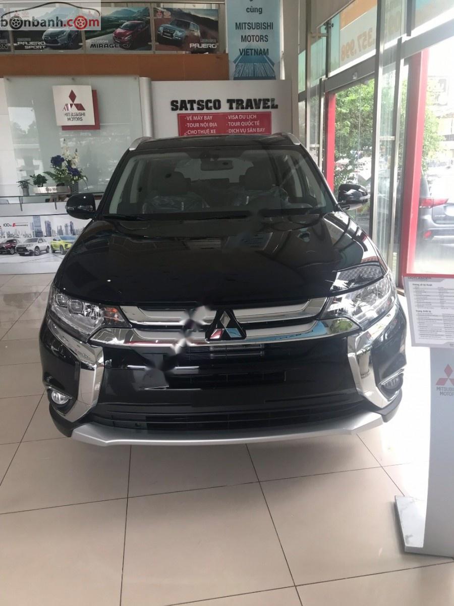 Mitsubishi Outlander 2.4 CVT Premium 2018 - Bán Mitsubishi Outlander 2.4 CVT Premium sản xuất 2018, màu đen