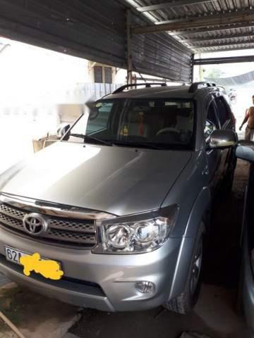 Toyota Fortuner  2.7V  2011 - Bán ô tô Toyota Fortuner 2.7V năm 2011, màu bạc, chính chủ 